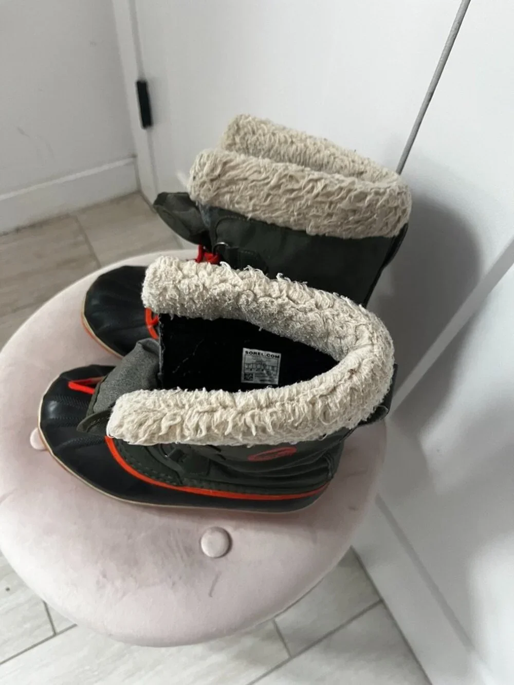 Sorel Navy Green & Red Waterproof Duck Boots Size 5